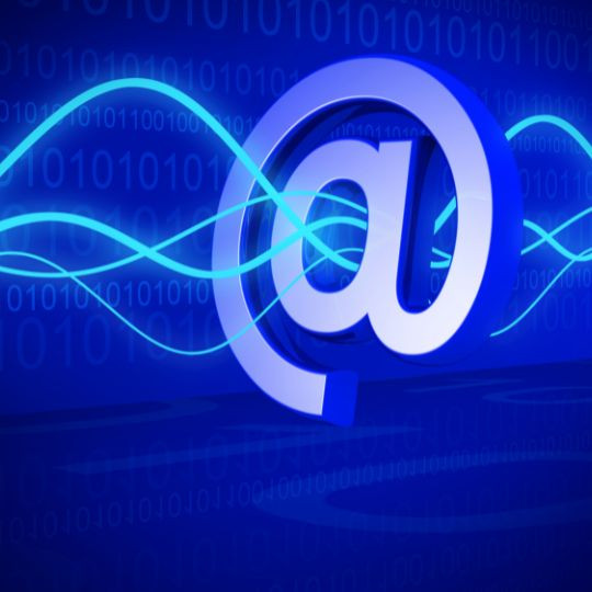 automatizzazione traduzione riassunto email